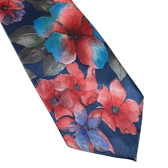 Wembley Other - Wembley Floral Men’s necktie tie made in the USA